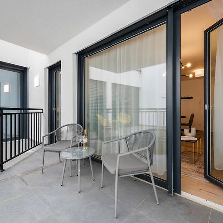 Vienna Hills Livingアパートホテル エクステリア 写真