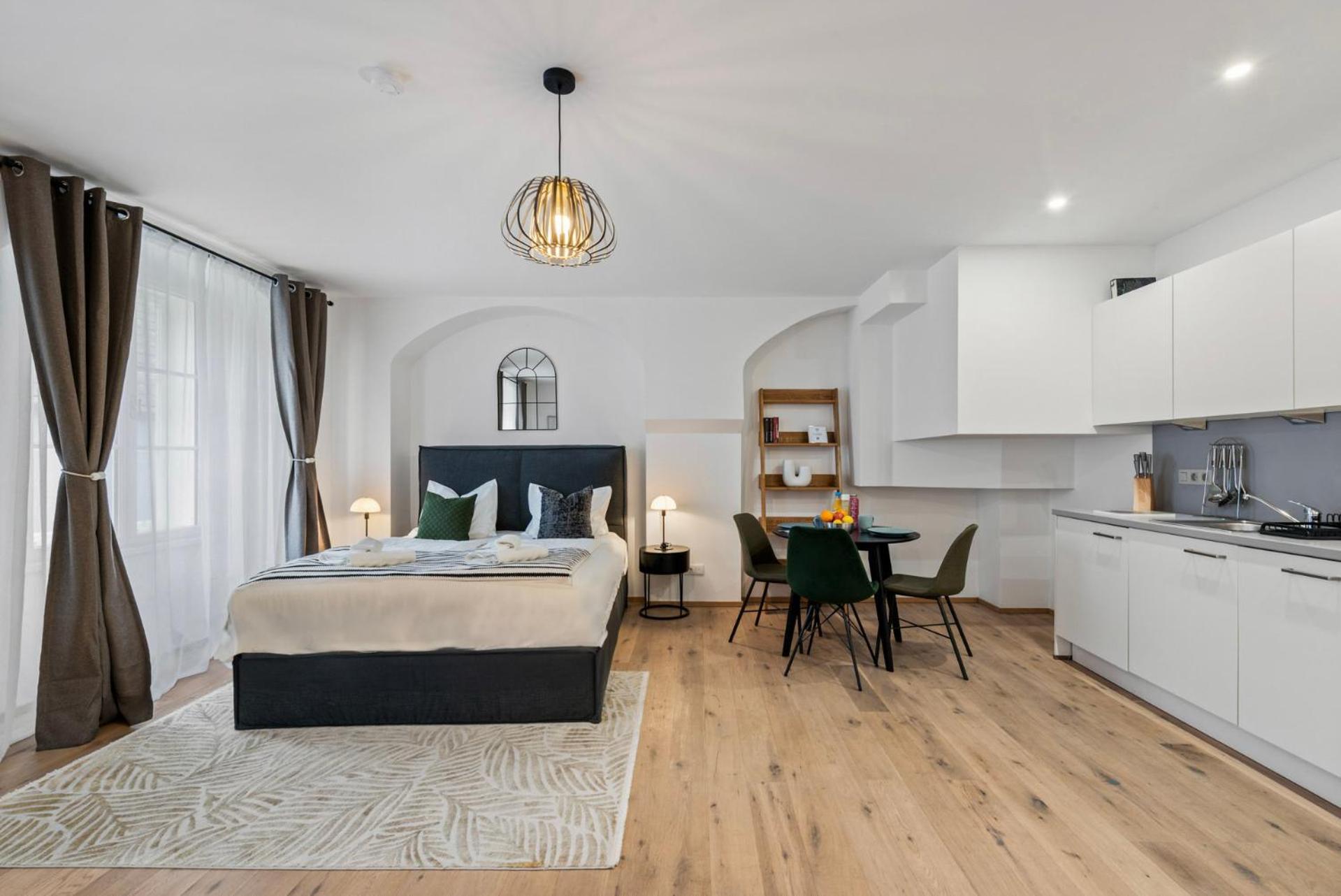 Vienna Hills Livingアパートホテル エクステリア 写真