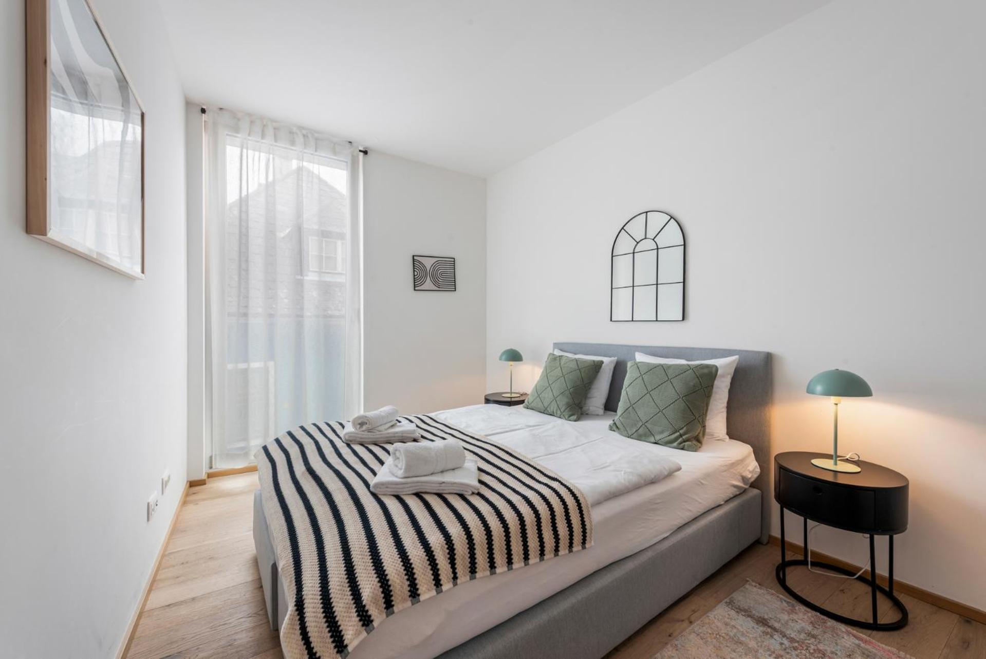 Vienna Hills Livingアパートホテル エクステリア 写真