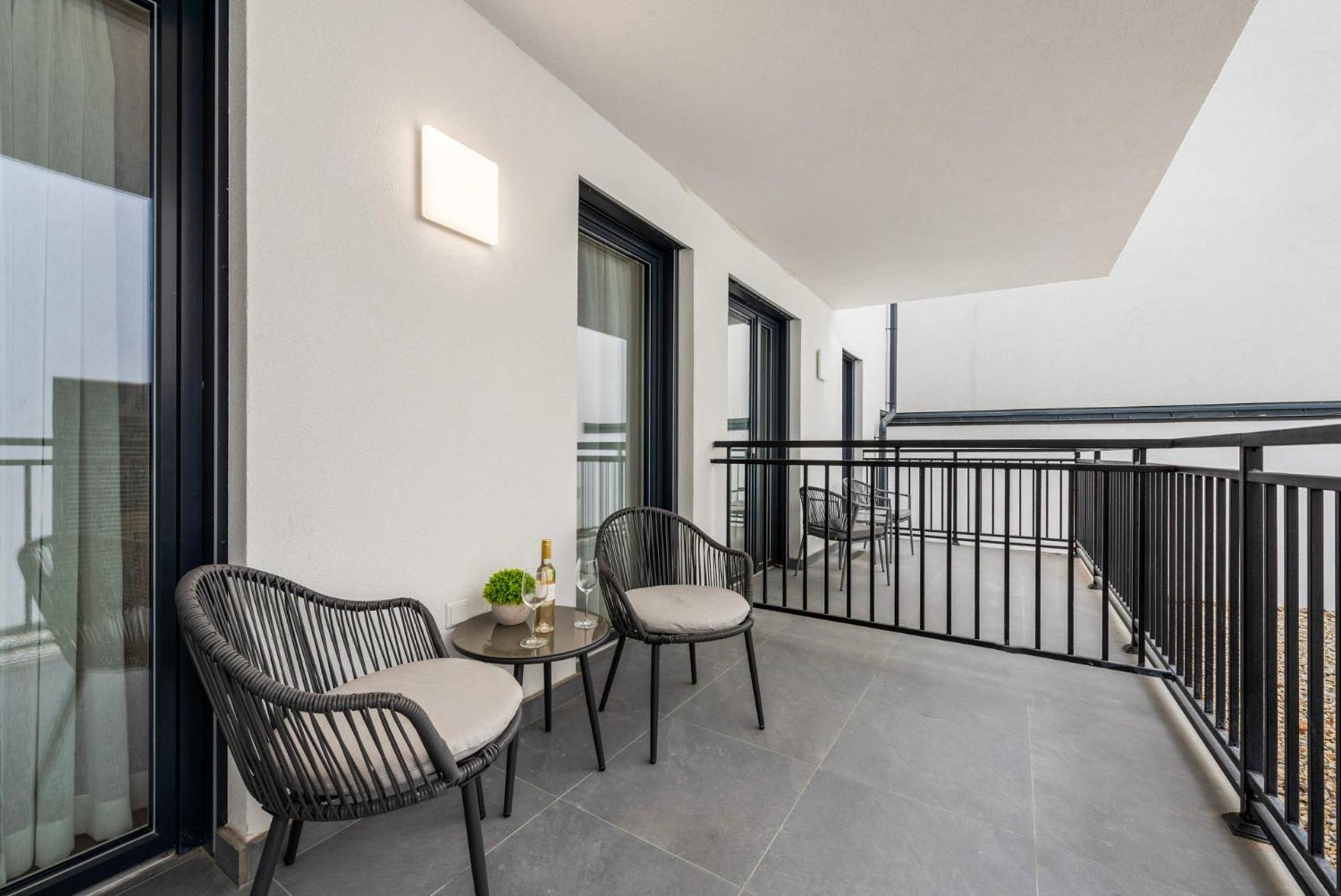 Vienna Hills Livingアパートホテル エクステリア 写真
